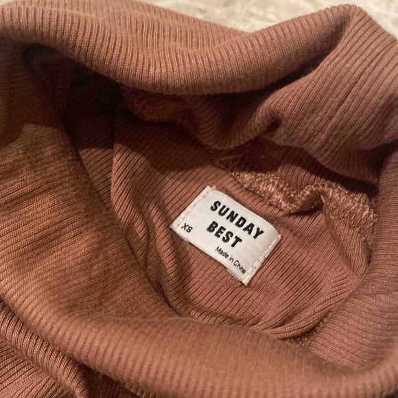 SUNDAY BEST XS - Picture 1 of 4